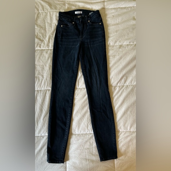 Good American Good Leg Jeans - Picture 4 of 8